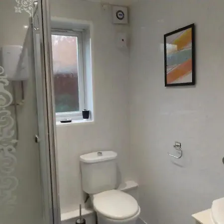 Nice Large Room In Coventry Exterior photo