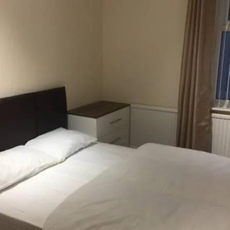 Nice Large Room In Coventry Exterior photo
